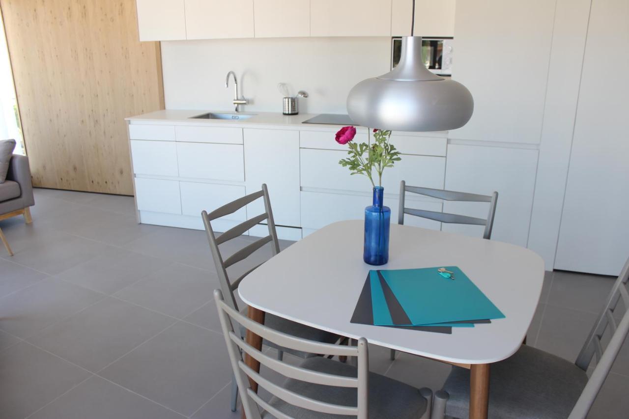 Beautiful Loft, Huge Sunny Terrace, View Over The Beach And Sea Ρόζες Εξωτερικό φωτογραφία
