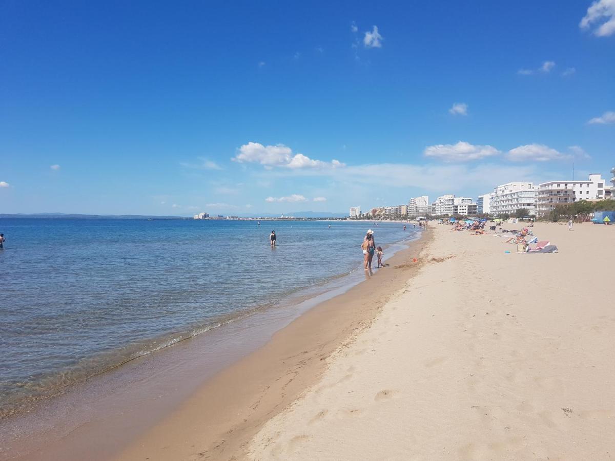 Beautiful Loft, Huge Sunny Terrace, View Over The Beach And Sea Ρόζες Εξωτερικό φωτογραφία