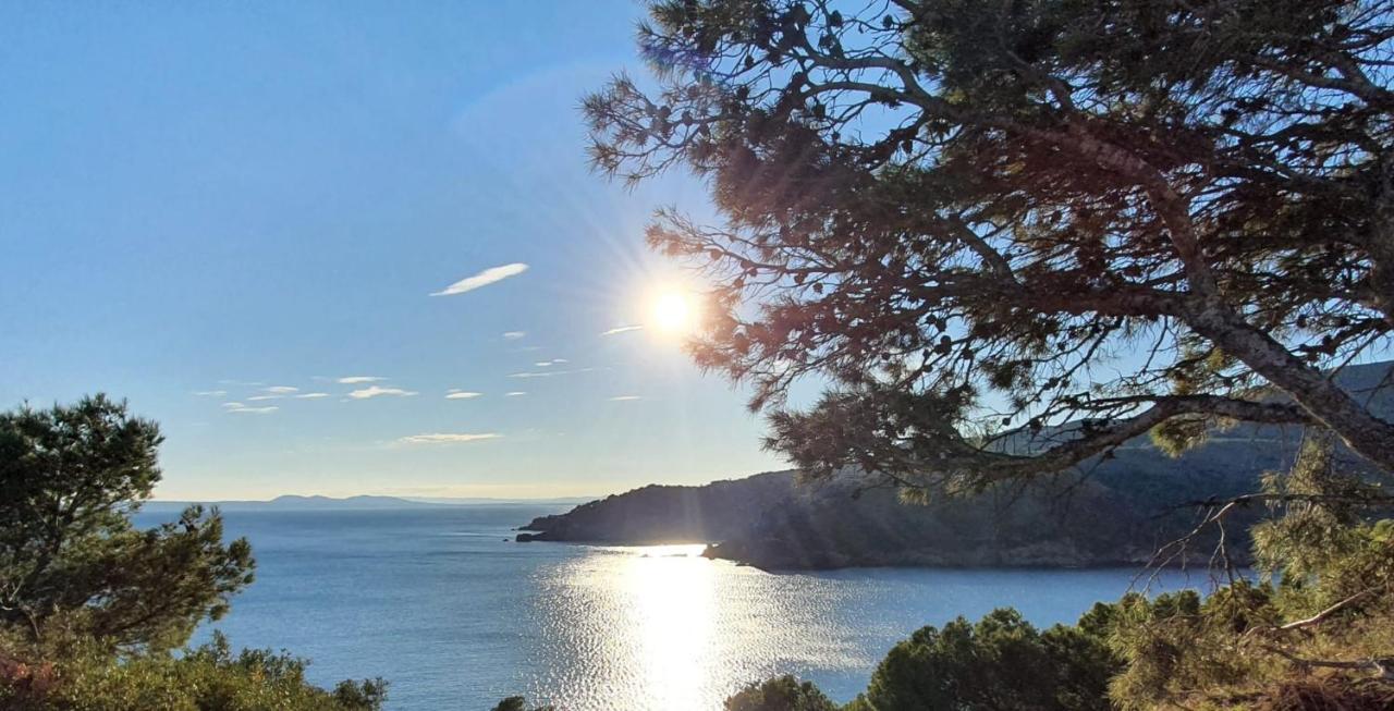Beautiful Loft, Huge Sunny Terrace, View Over The Beach And Sea Ρόζες Εξωτερικό φωτογραφία